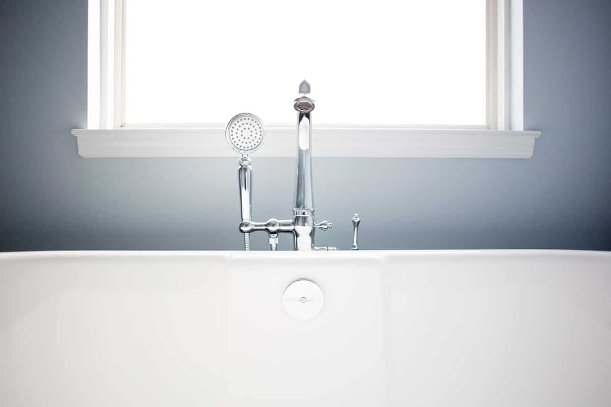 Read more about the article Choosing The Right Bathroom Fixtures
